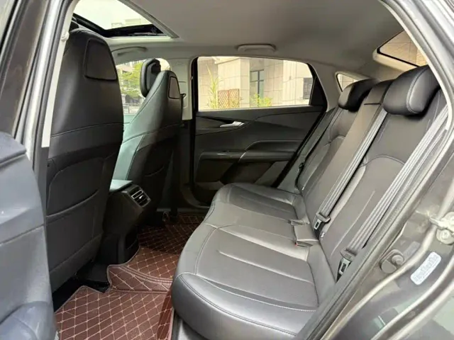 Changan Eado — Фото автомобиля 7