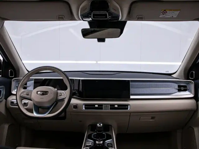 Geely ICON — Фото автомобиля 5