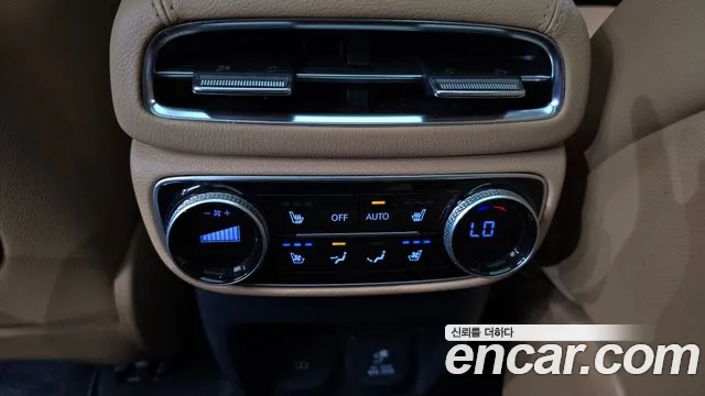 Genesis GV80 2.5T Бензин AWD — Фото автомобиля 30