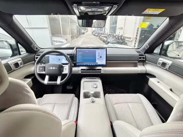 BYD FangChengBao Titanium 7 — Фото автомобиля 12