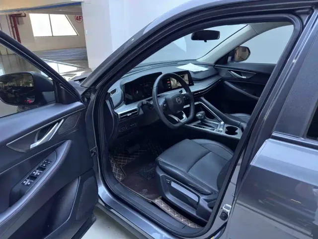 Changan CS35 Plus — Фото автомобиля 9