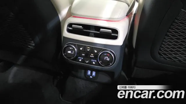 Genesis GV70 Electrified GV70 — Фото автомобиля 24