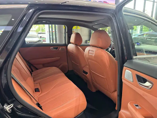 Shangjie SUV — Фото автомобиля 6