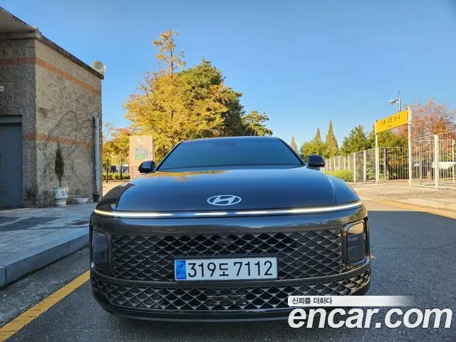 Hyundai Grandeur GN7 — Фото автомобиля 3