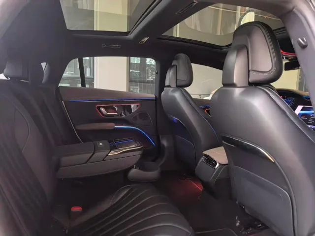 Mercedes-Benz EQS — Фото автомобиля 7