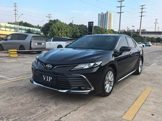 Фотография автомобиля — Toyota Camry