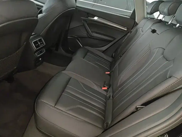 Audi Q5L — Фото автомобиля 16