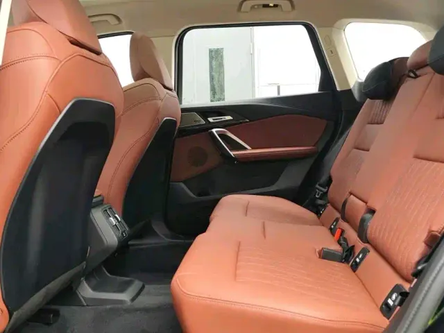 BMW X1 — Фото автомобиля 11