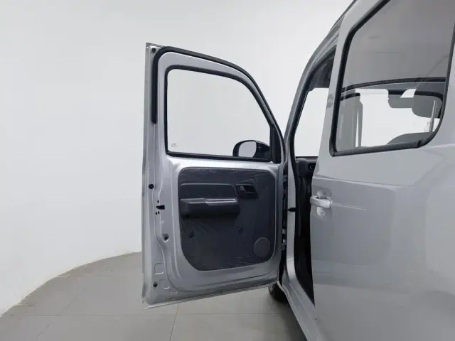 Wuling Zhiguang NEV — Фото автомобиля 8