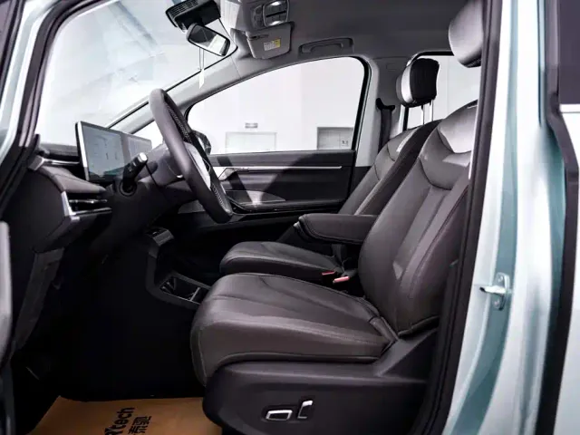 Maxus Dajia 7 — Фото автомобиля 26