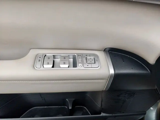 BYD FangChengBao Titanium 7 — Фото автомобиля 10