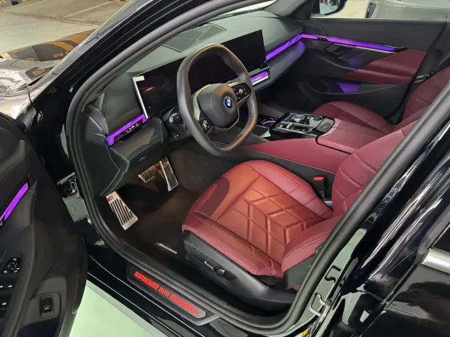 BMW i5 — Фото автомобиля 4