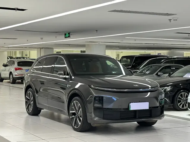 Li Auto L6 — Фото автомобиля 3