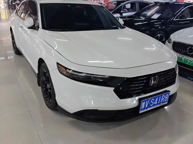 Honda Accord — Фото автомобиля 2