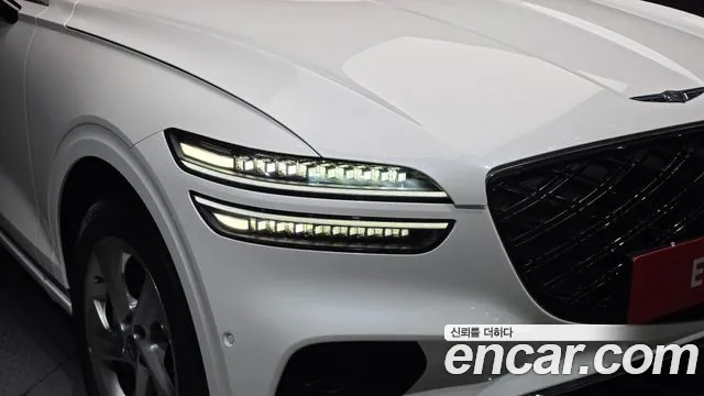 Genesis GV70 — Фото автомобиля 7