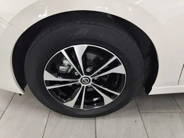 Nissan Sylphy — Фото автомобиля 22