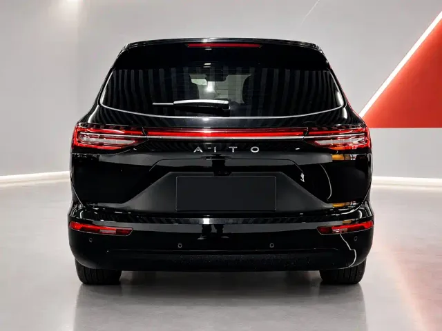 Aito M7 — Фото автомобиля 5