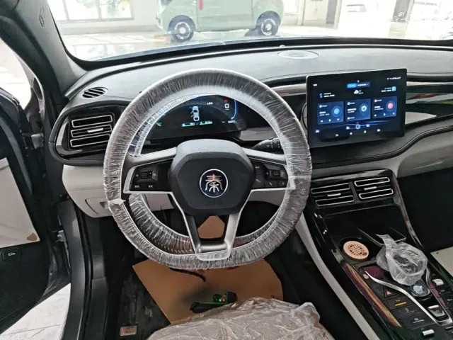 BYD Qin PLUS — Фото автомобиля 10