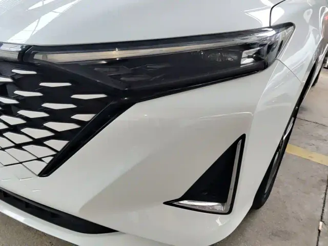 Changan Raeton Plus — Фото автомобиля 23