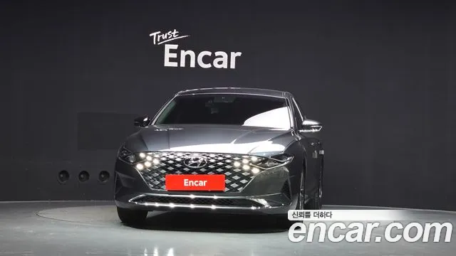 Hyundai Grandeur New — Фото автомобиля 3