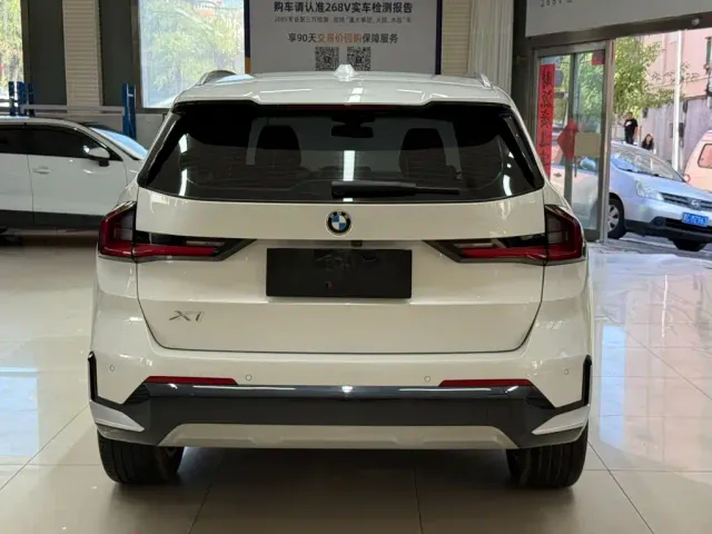 BMW X1 — Фото автомобиля 5