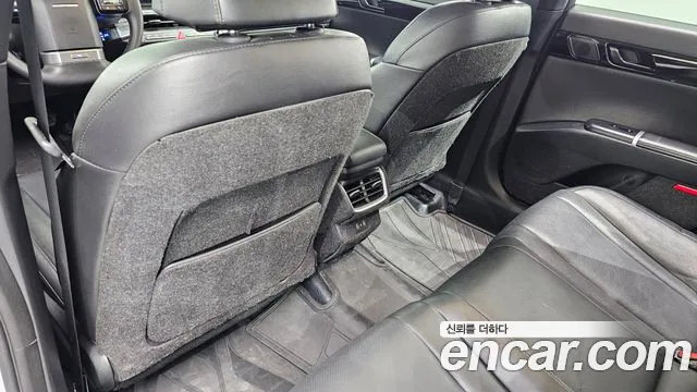 Hyundai Grandeur Grandeur (GN7) 3.5 LPG 2WD (Такси) — Фото автомобиля 28