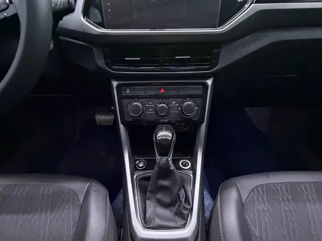Volkswagen T-Cross — Фото автомобиля 15