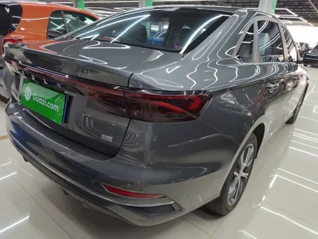 Geely Emgrand — Фото автомобиля 7