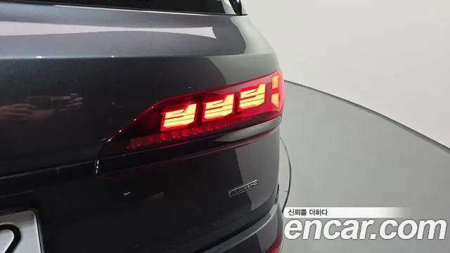 Audi Q7 55 TFSI quattro Premium — Фото автомобиля 17