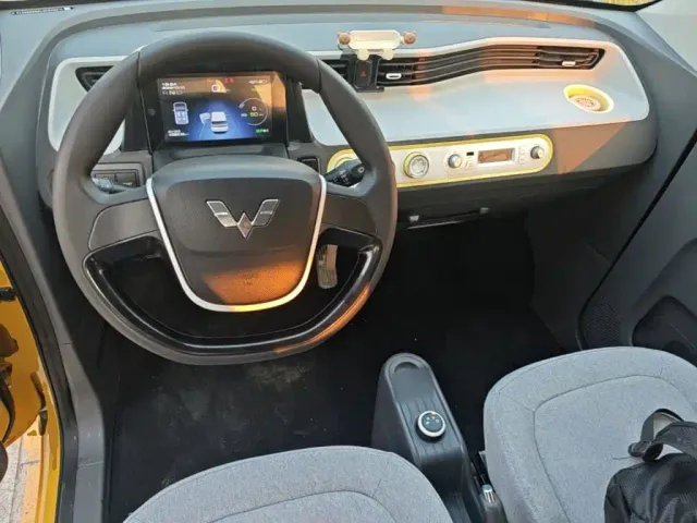 Wuling Hongguang Mini EV — Фото автомобиля 9