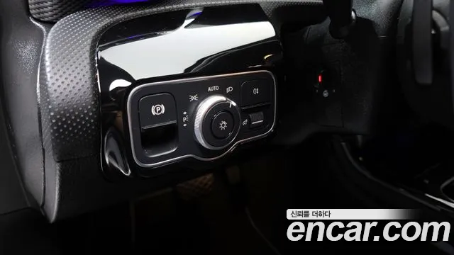 Mercedes-Benz A-Class — Фото автомобиля 19