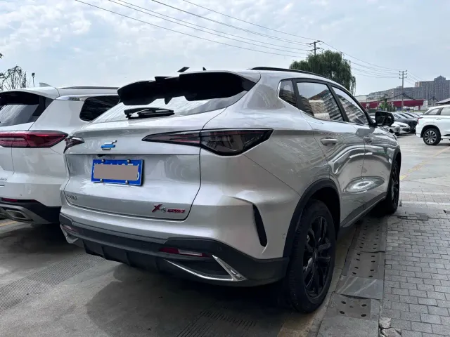 Changan X5 Plus — Фото автомобиля 11
