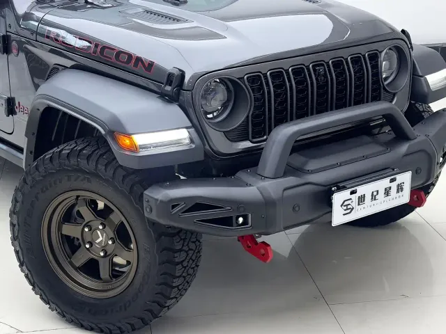 Jeep Wrangler — Фото автомобиля 11