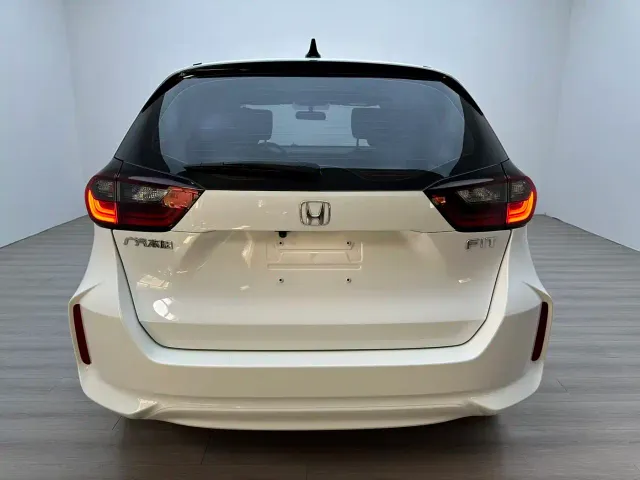 Honda Fit — Фото автомобиля 4