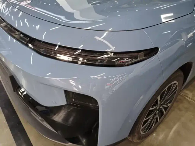 Leapmotor B10 — Фото автомобиля 23