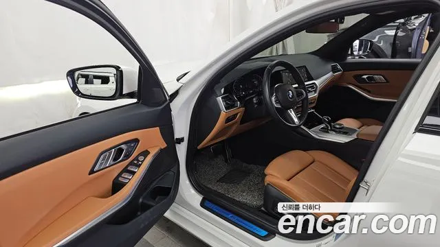 BMW 3 Series G20 — Фото автомобиля 10