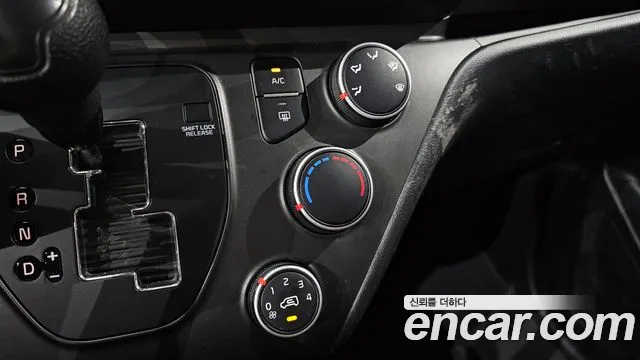 Kia RAY Новый Kia Ray Фургон — Фото автомобиля 19