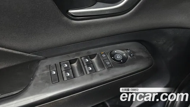 Hyundai Kona — Фото автомобиля 18