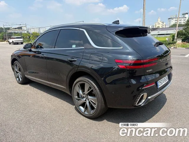 Genesis GV70 2.5T Бензин AWD — Фото автомобиля 2