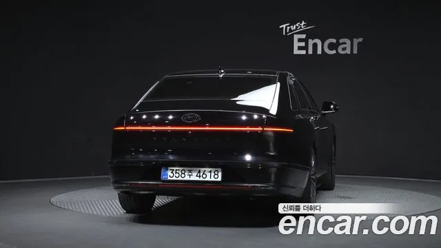 Hyundai Grandeur GN7 — Фото автомобиля 4