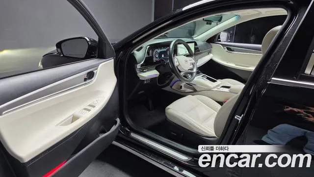 Hyundai Grandeur New — Фото автомобиля 15