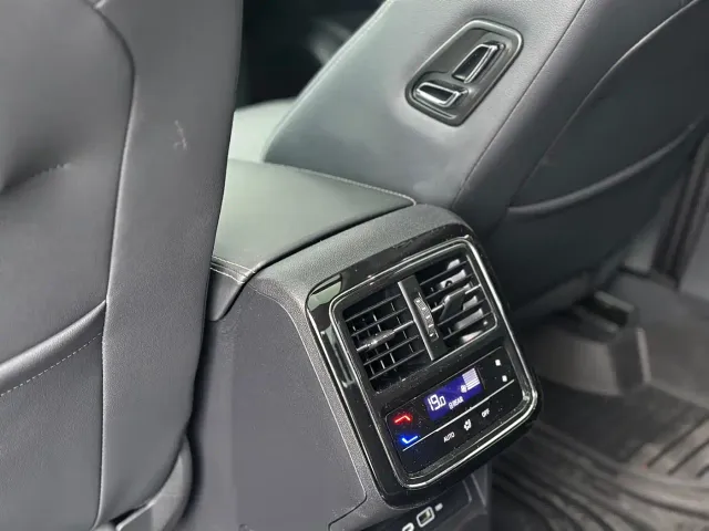 Volkswagen Passat — Фото автомобиля 17