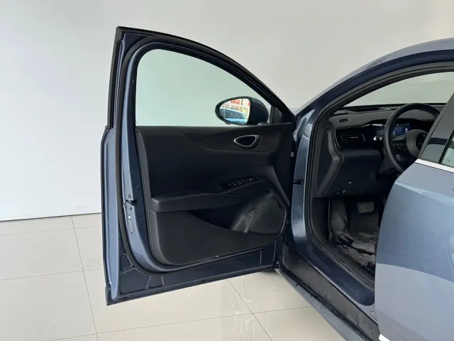 BYD Seal 06 — Фото автомобиля 13