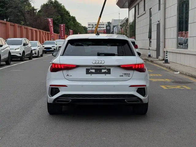Audi A3 — Фото автомобиля 5