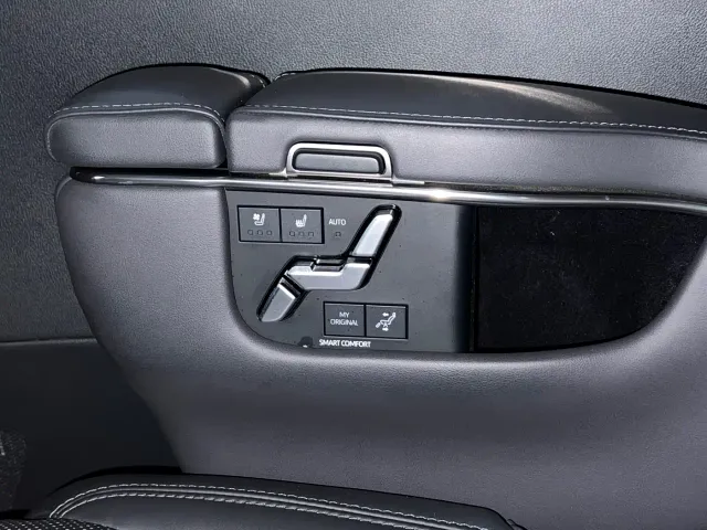 Toyota Vellfire — Фото автомобиля 24