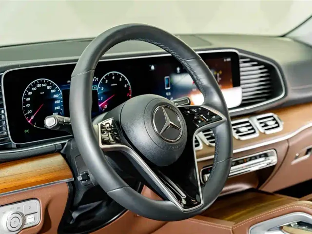 Mercedes-Benz GLE-Class — Фото автомобиля 11