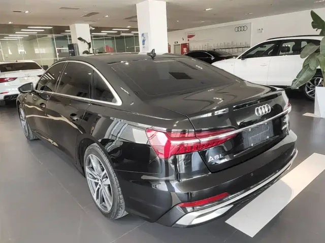 Audi A6L — Фото автомобиля 8