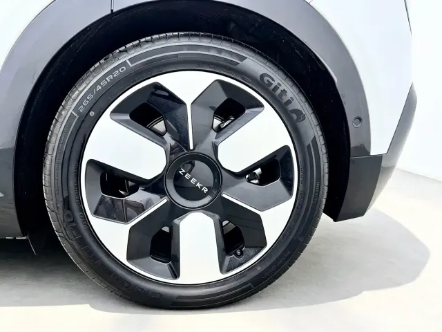 ZEEKR Zeekr MIX 2025 Long Range Intelligent Driving Edition — Фото автомобиля 19