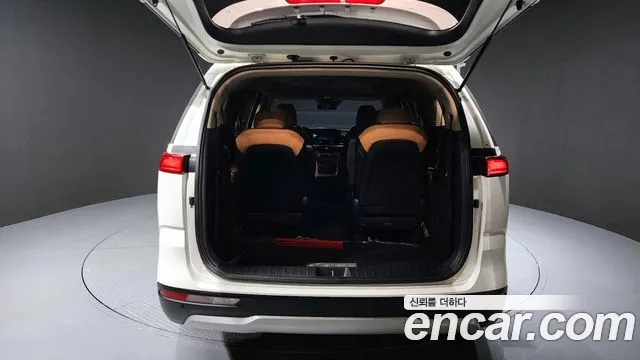 Kia Canival Carnival 4 поколение 9 мест Prestige — Фото автомобиля 20