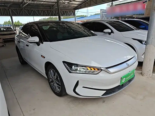 BYD Qin PLUS — Фото автомобиля 3